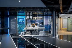 <b>务标的目的取集团全体计谋同频；激励各子公司</b>